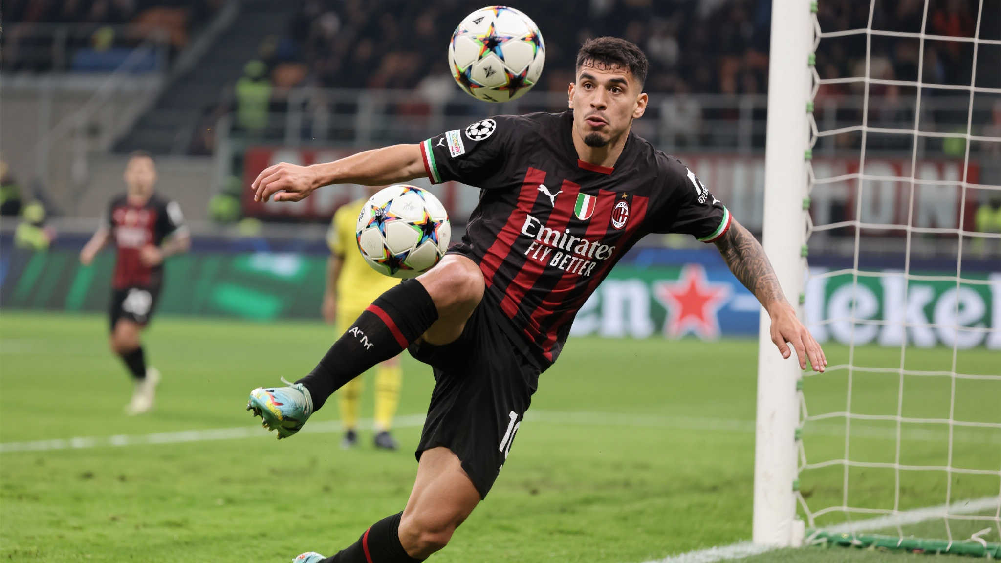 巴萨密切追踪23岁阿根廷后卫洛莫纳科动向 巴萨密切追踪23岁阿根廷后卫洛莫纳科动向