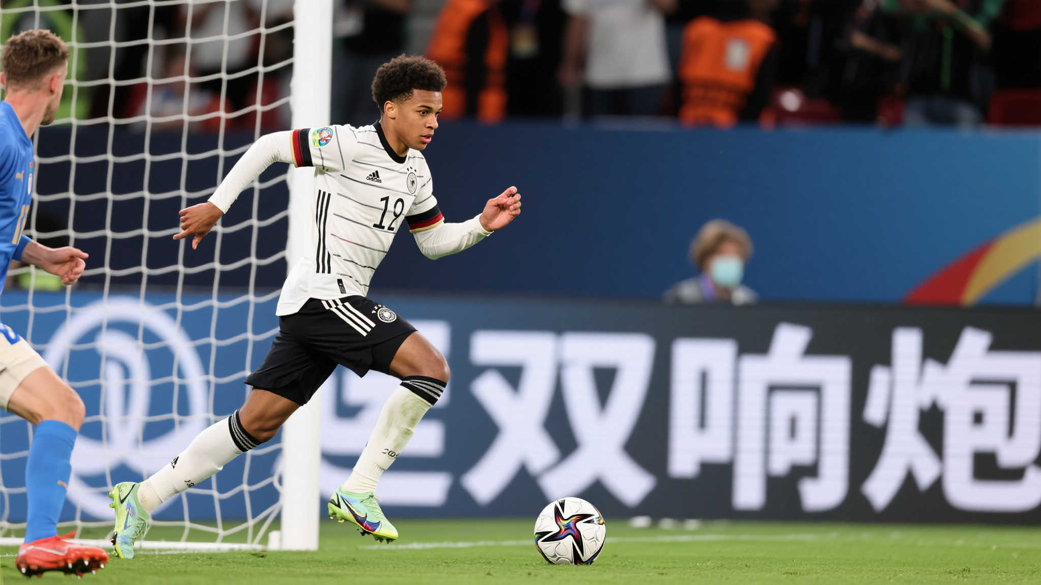 穆西亚拉替补建功,赛季已斩获20球! 穆西亚拉替补建功,赛季已斩获20球!